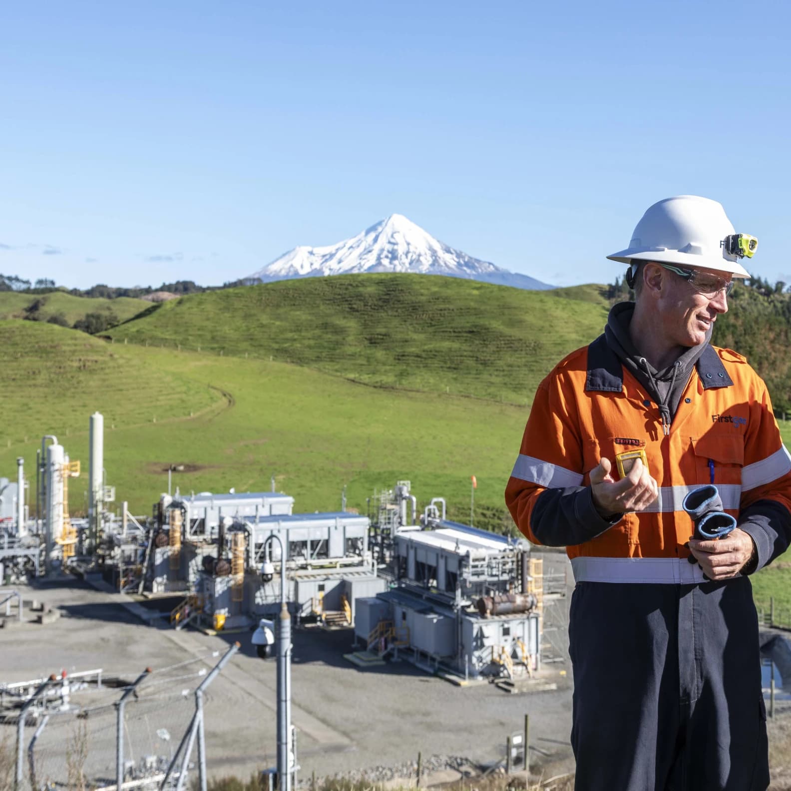 What helps keep New Zealand’s electricity system reliable?