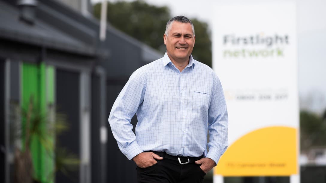 George Drysdale plusFNsign sml v2